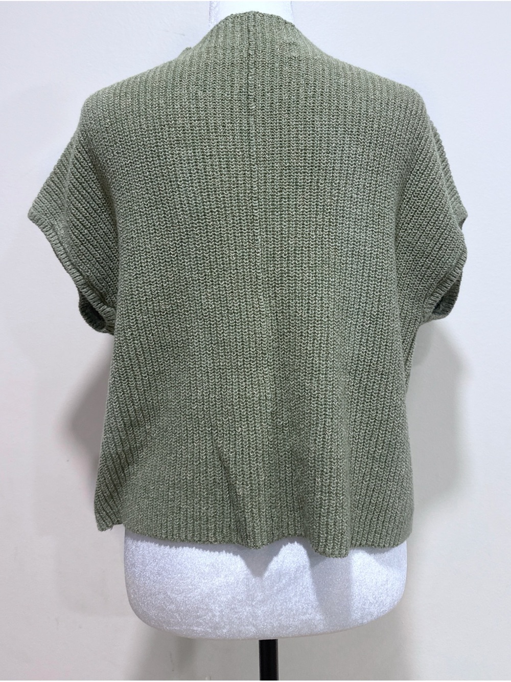 VGUC Free People Freya Knit Top Green Cap Sleeve Mock Neck Sweater - Picture 6 of 8